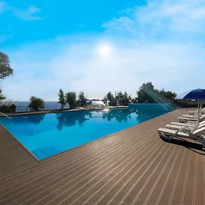 https://resort-il-pampaleone-glamping-and.sicilyhotelsitaly.net