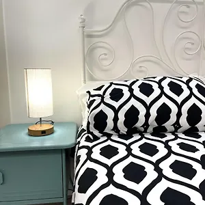 https://delizioso-appartamento-in-via-di-monte-verde.it-romehotels.com